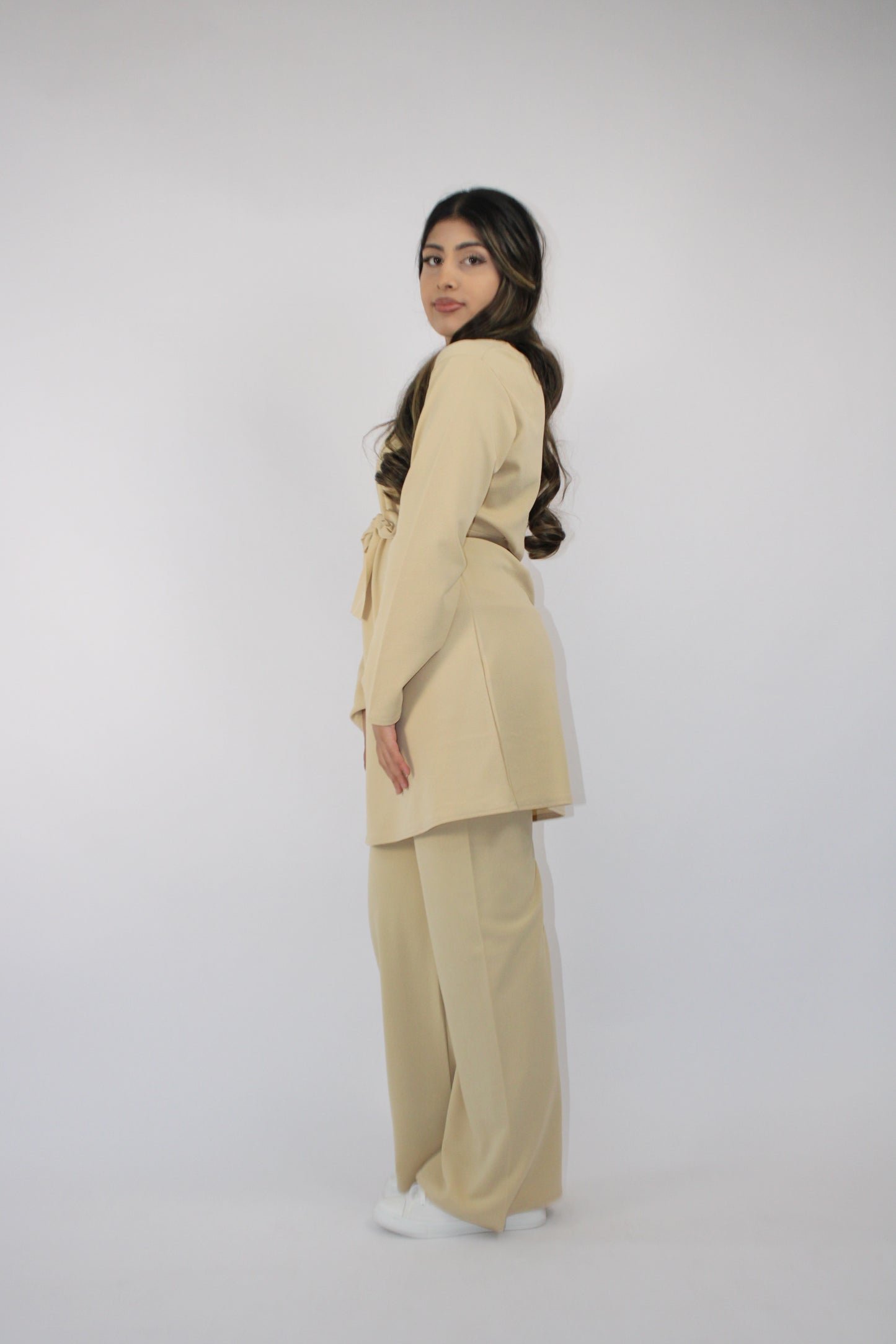 CREAM LONG SLEEVE BELTED CO ORD SET