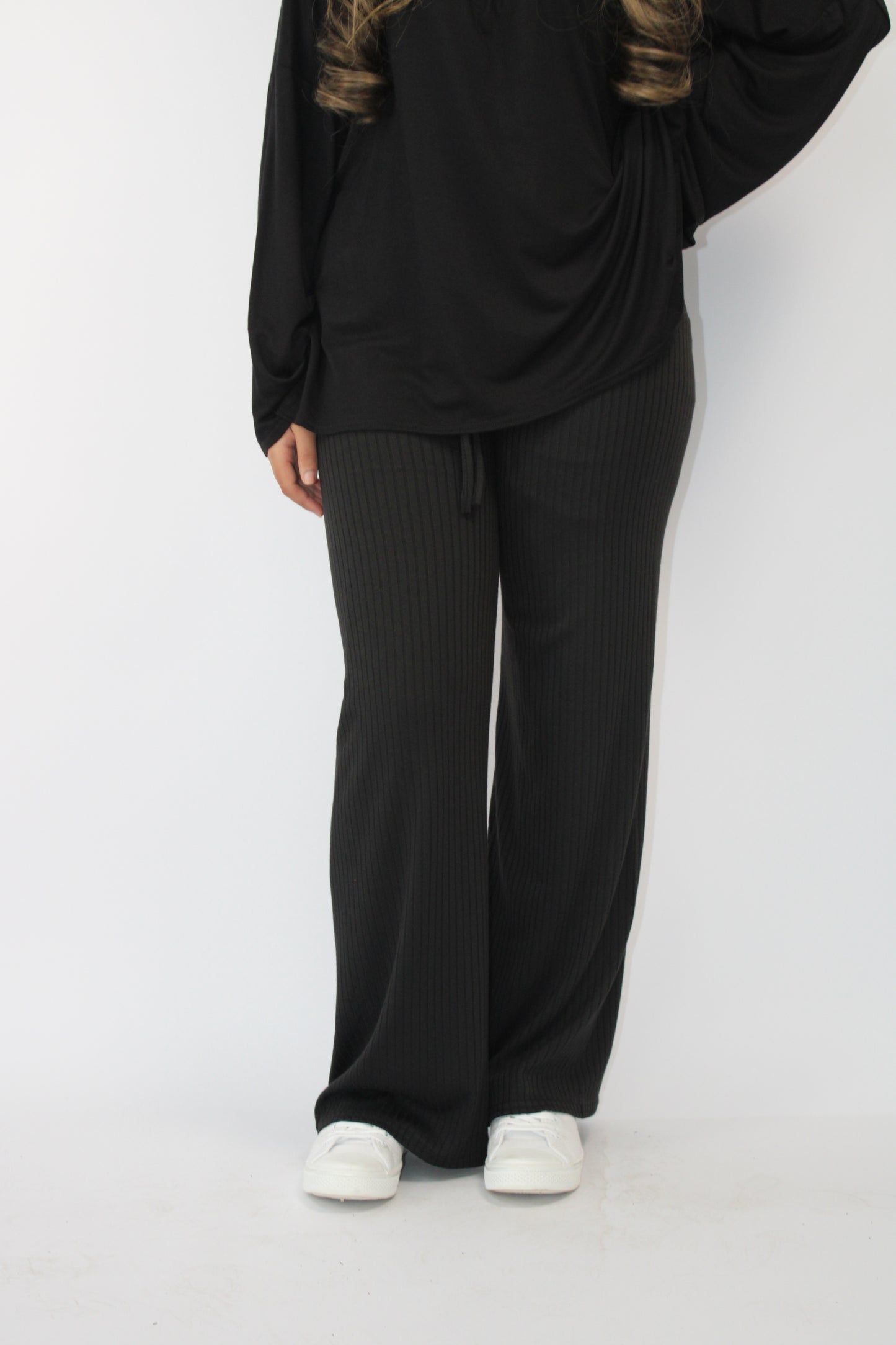 RIBBED WIDE LEG TROUSERS WITH DRAWSTRING DETAIL