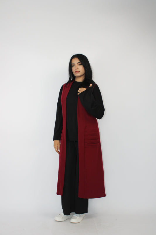 WINE SLEEVELESS PLEATED POCKET LONG CARDIGAN