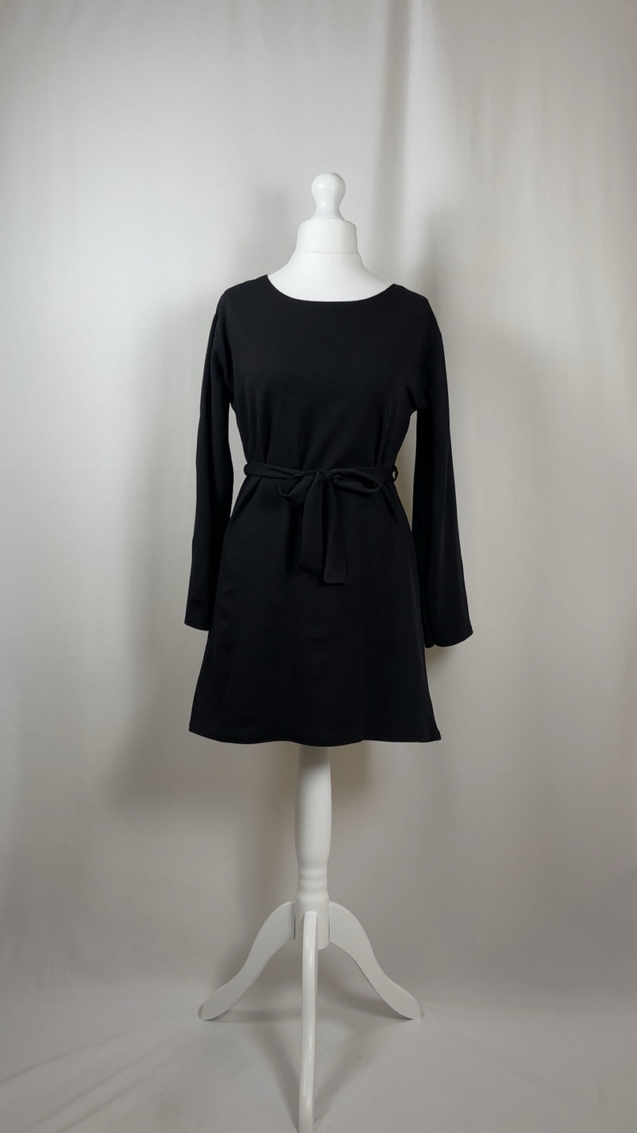 BLACK LONG SLEEVE BELTED CO ORD SET