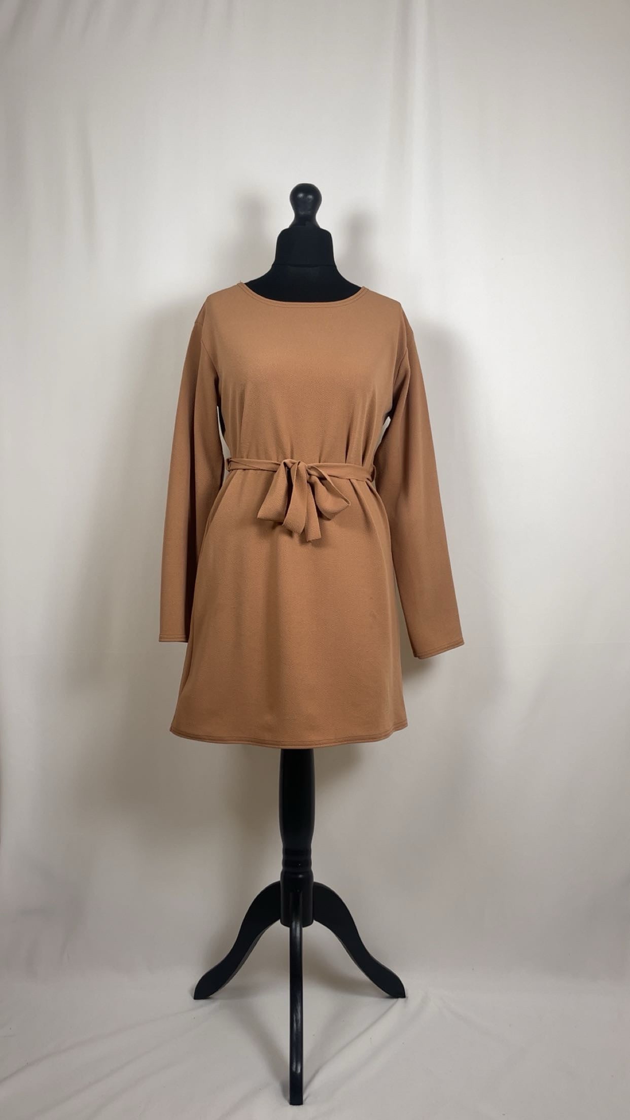 CAMEL LONG SLEEVE BELTED CO ORD SET