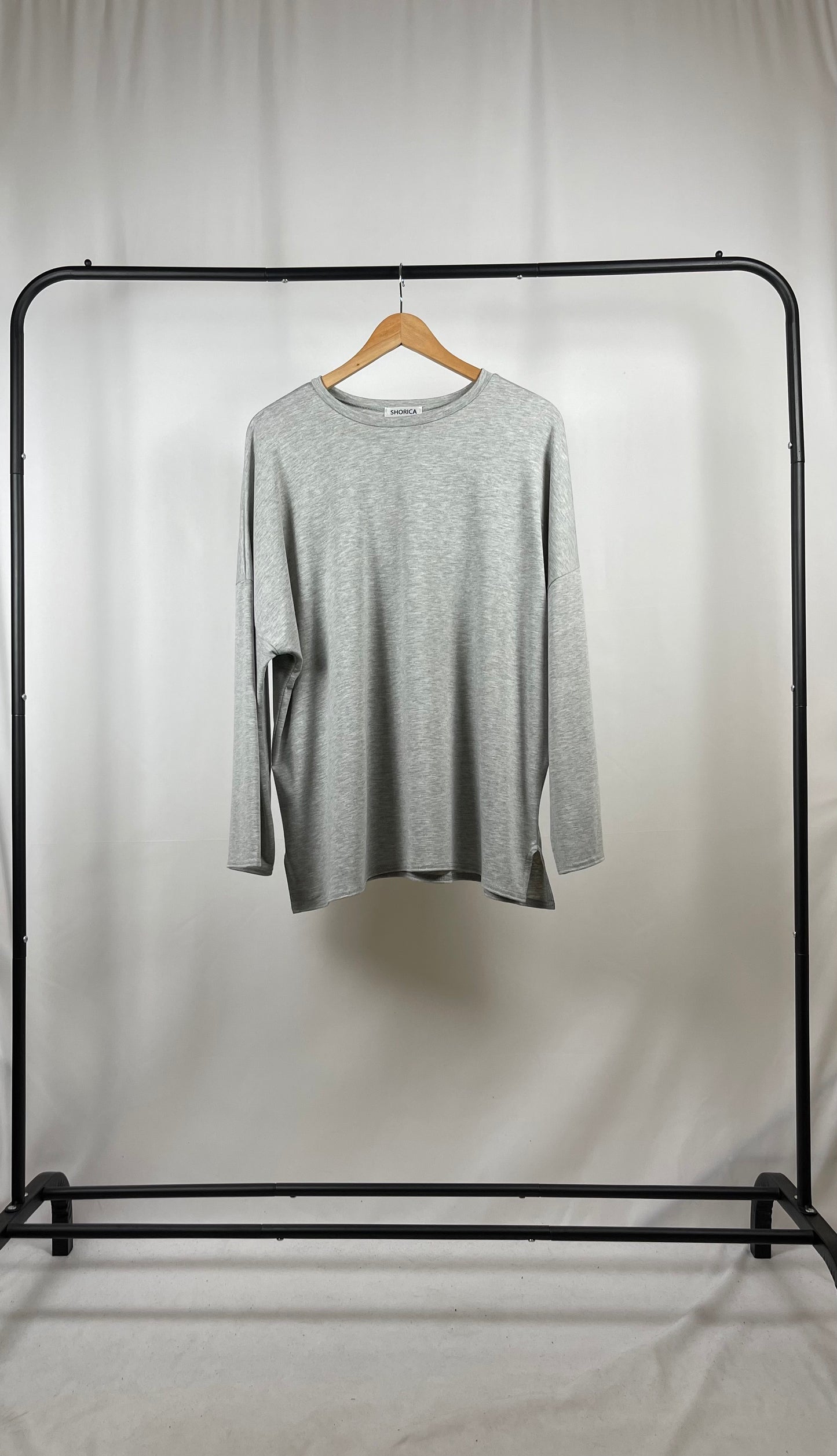 BASIC LONG SLEEVE OVERSIZED TOP