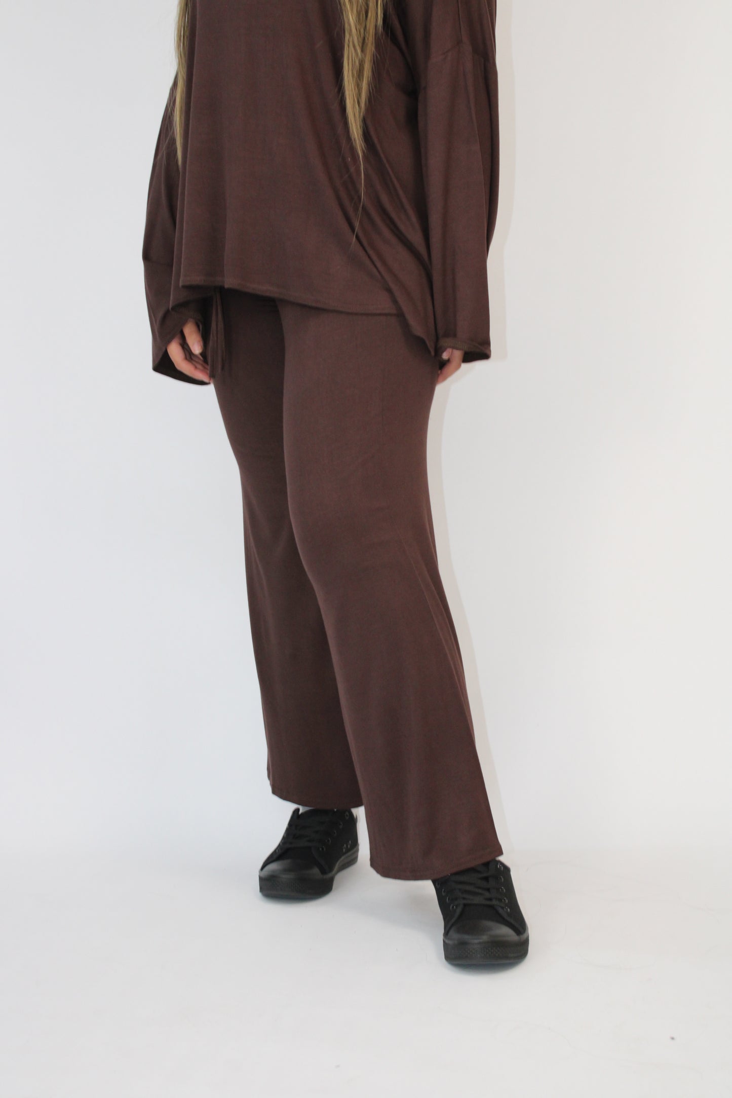 PLAIN COMFORTABLE WIDE LEG TROUSERS WITH DRAWSTRING DETAIL