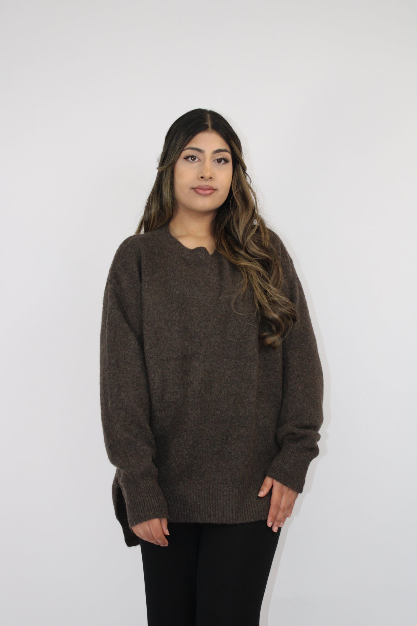 BROWN SOFT KNIT LONG SLEEVE JUMPER