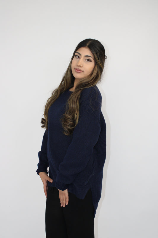NAVY SOFT KNIT LONG SLEEVE JUMPER