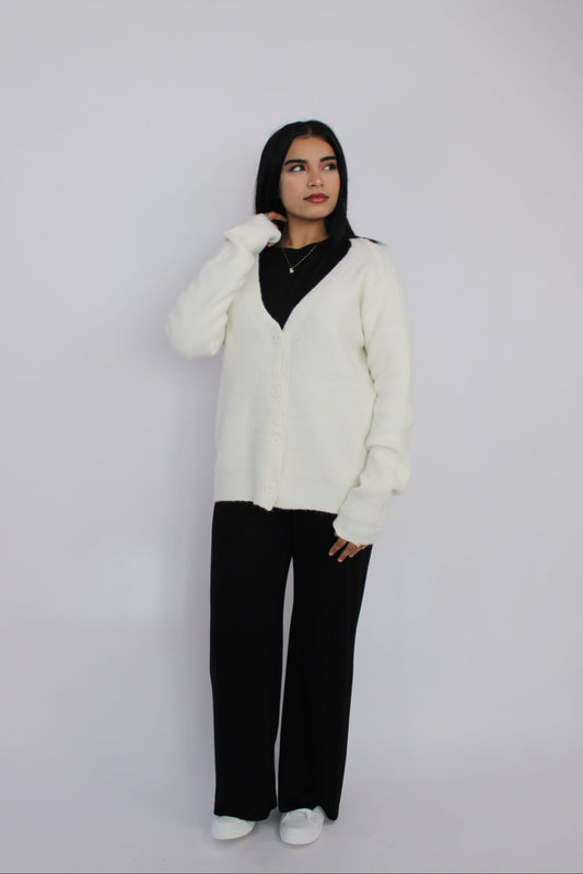 CREAM SOFT KNIT BUTTON CARDIGAN