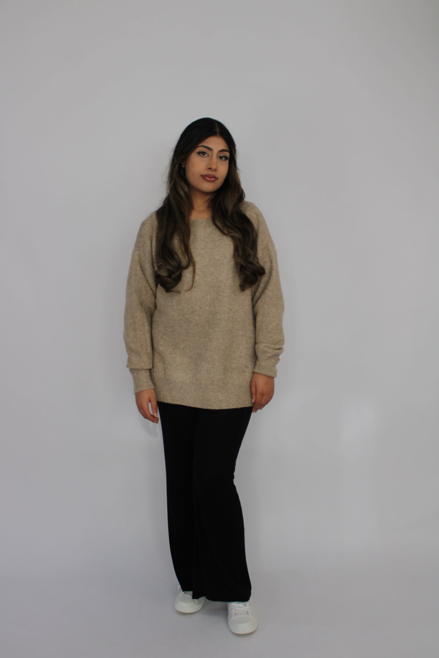 TAUPE SOFT KNIT LONG SLEEVE JUMPER