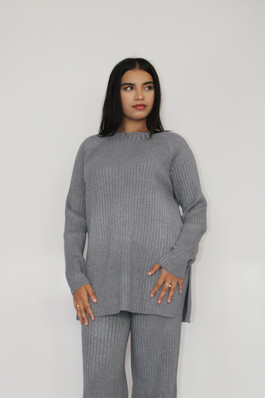 GREY RIBBED KNITTED CO ORD SET