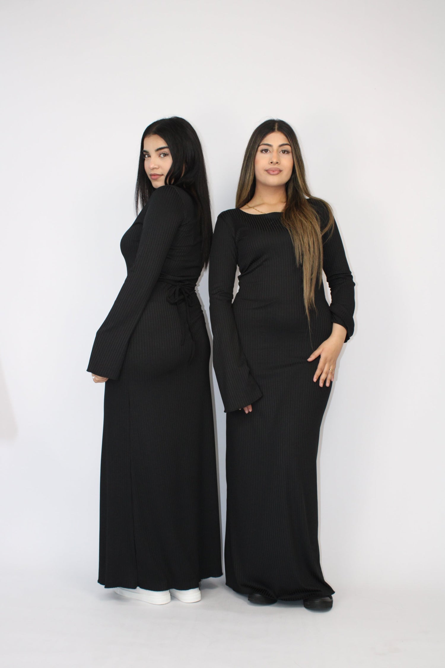 DRESSES