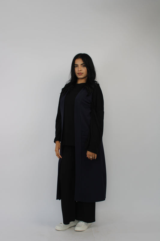 NAVY SLEEVELESS PLEATED POCKET LONG CARDIGAN