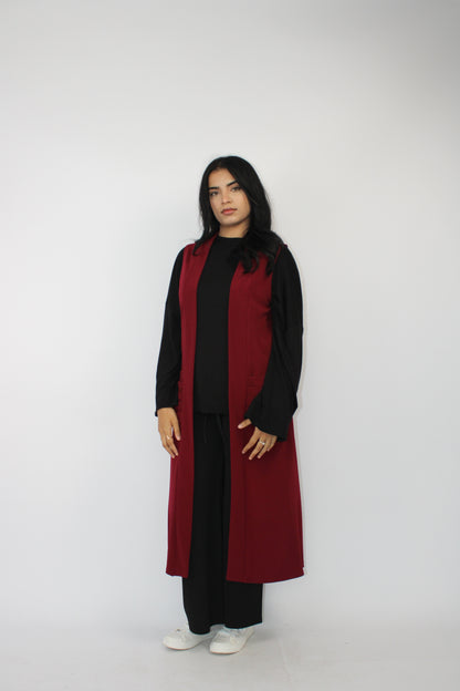 WINE SLEEVELESS PLEATED POCKET LONG CARDIGAN