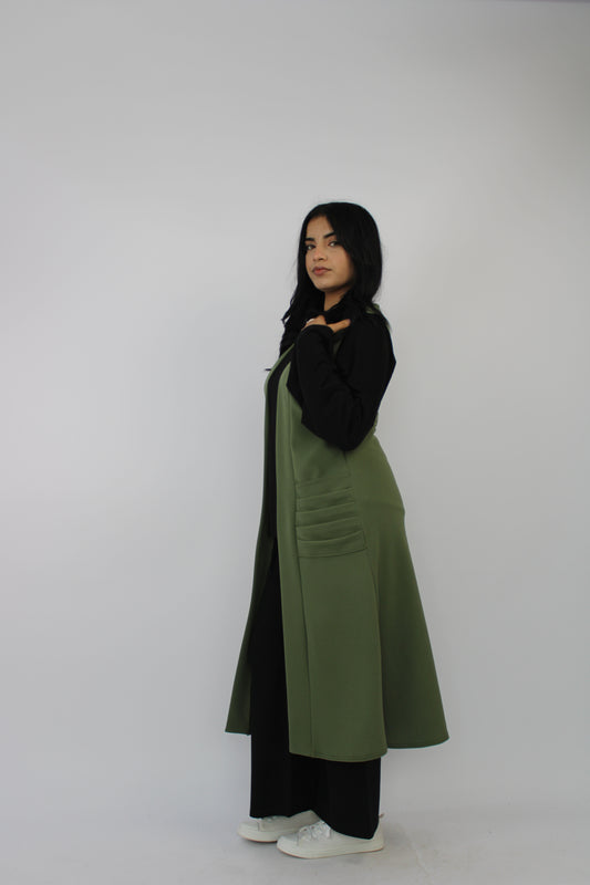 KHAKI SLEEVELESS PLEATED POCKET LONG CARDIGAN