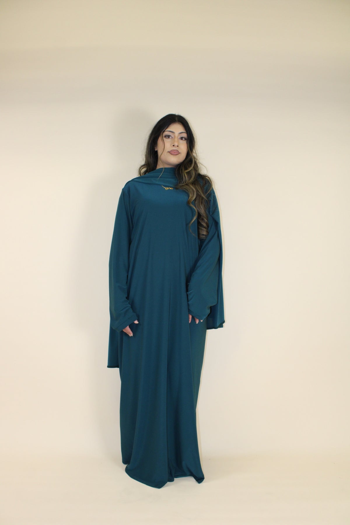 PLAIN CLOSED CLASSIC ABAYA