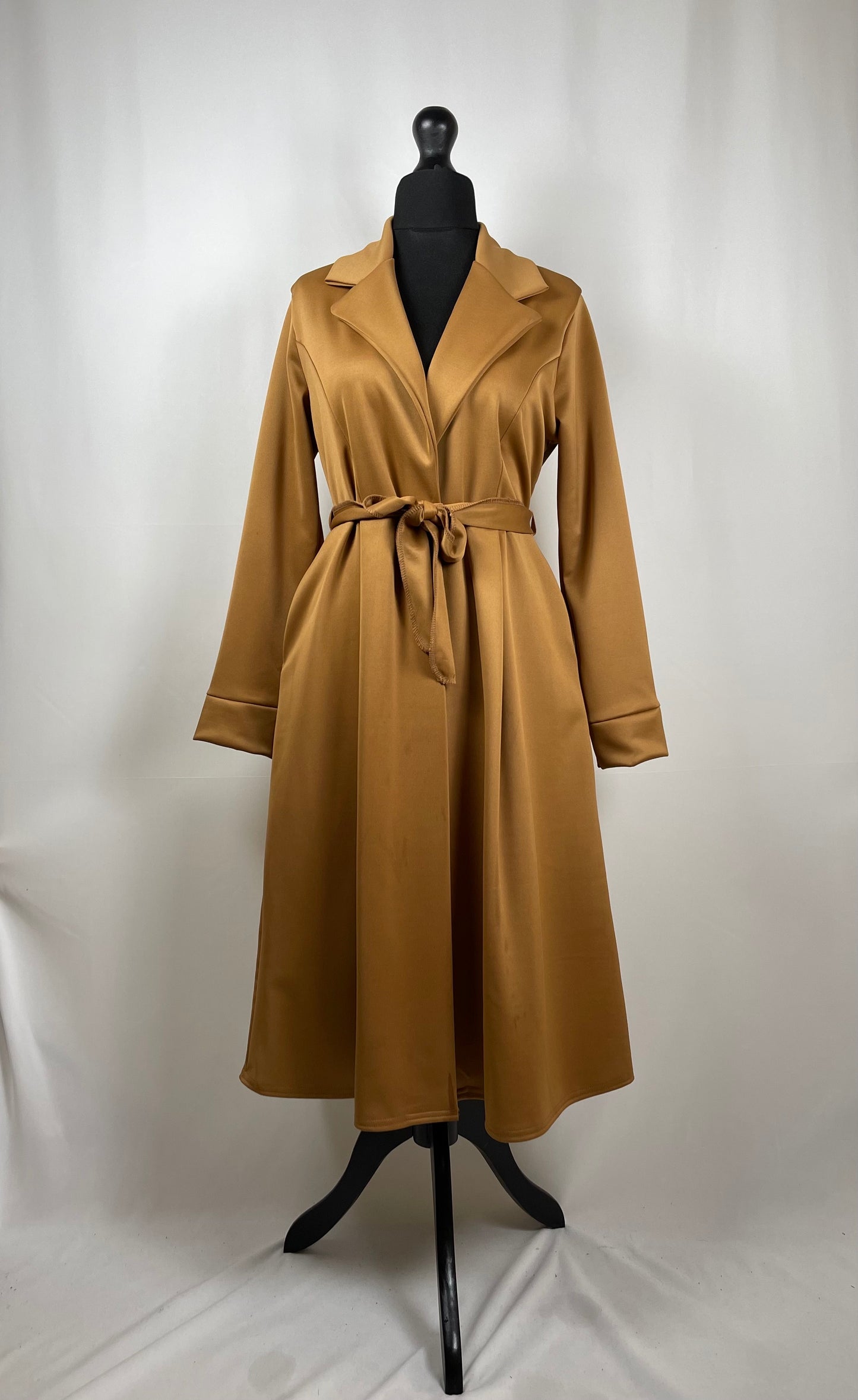 CAMEL LONG JACKET WITH LONG SLEEVES, POCKET AND BELT