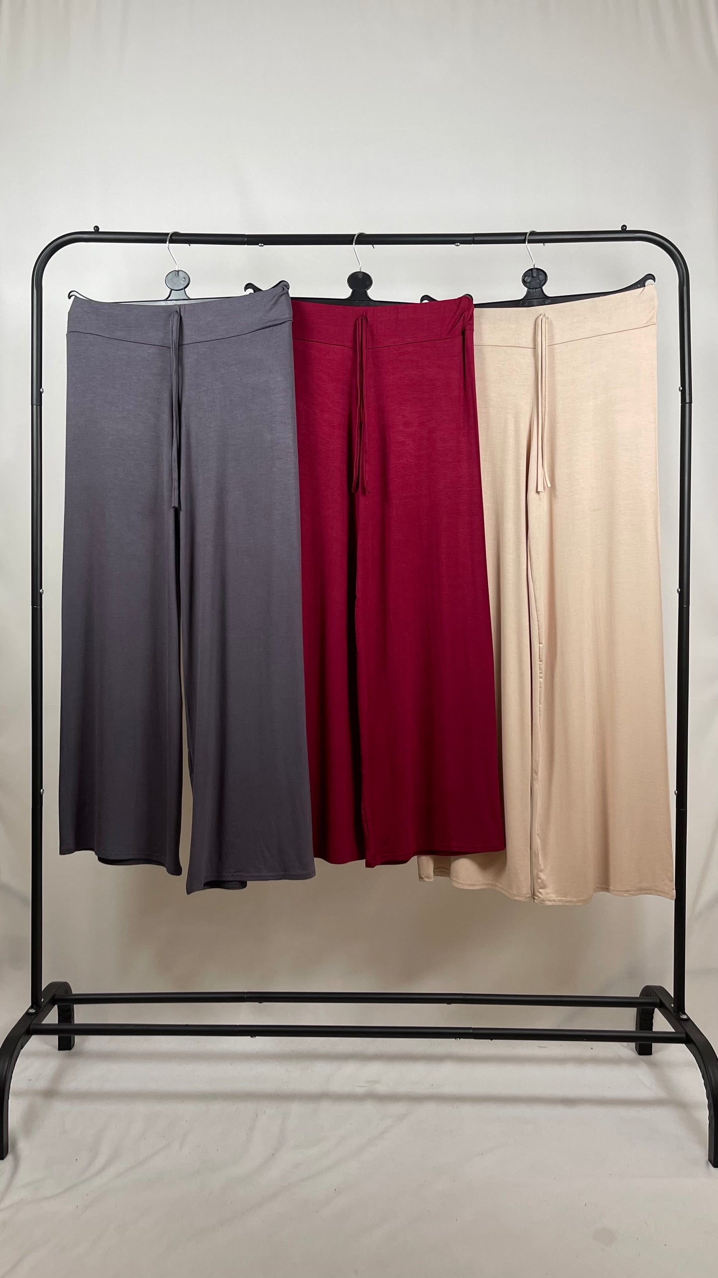 PLAIN COMFORTABLE WIDE LEG TROUSERS WITH DRAWSTRING DETAIL