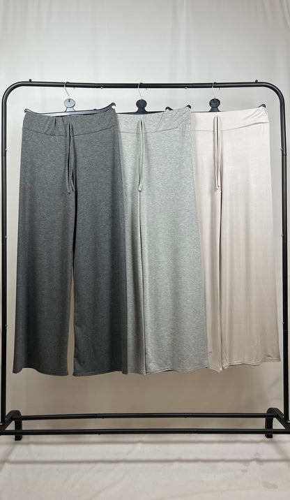 PLAIN COMFORTABLE WIDE LEG TROUSERS WITH DRAWSTRING DETAIL
