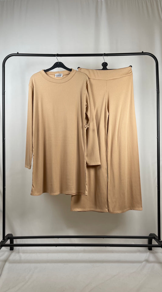 CAMEL RIBBED LONG SLEEVE BELTED CO ORD SET
