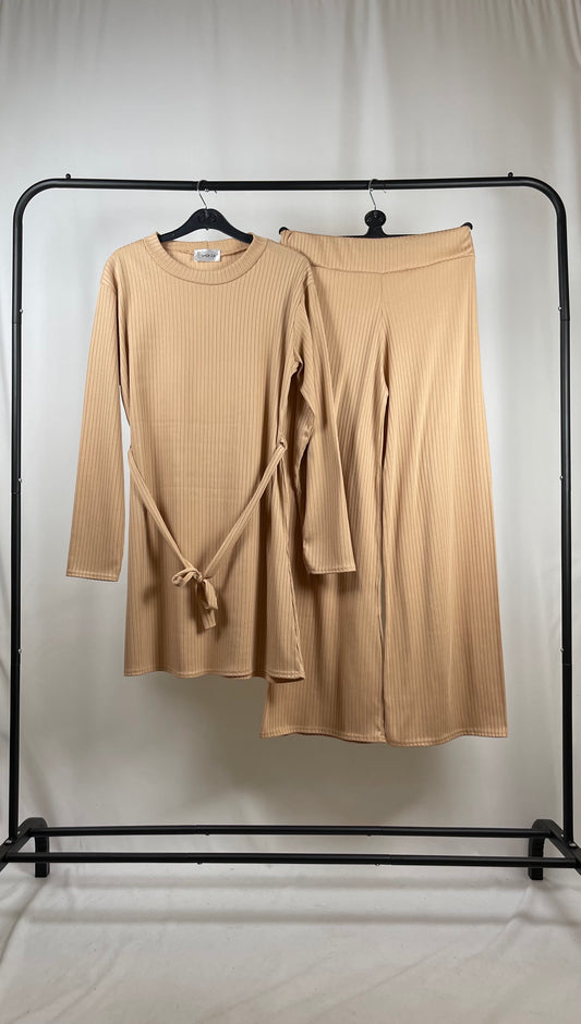 CAMEL RIBBED LONG SLEEVE BELTED CO ORD SET