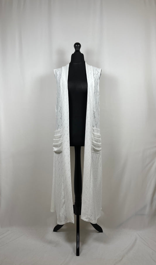 WHITE DETAILED SLEEVELESS PLEATED POCKET LONG CARDIGAN