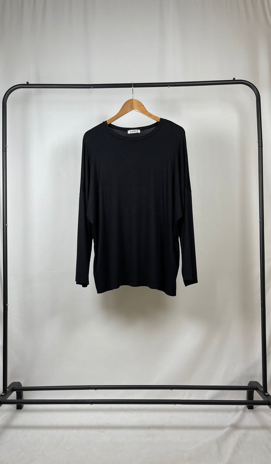 BASIC LONG SLEEVE OVERSIZED TOP