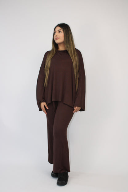 CHOCOLATE BASIC LONG SLEEVE OVERSIZED TOP