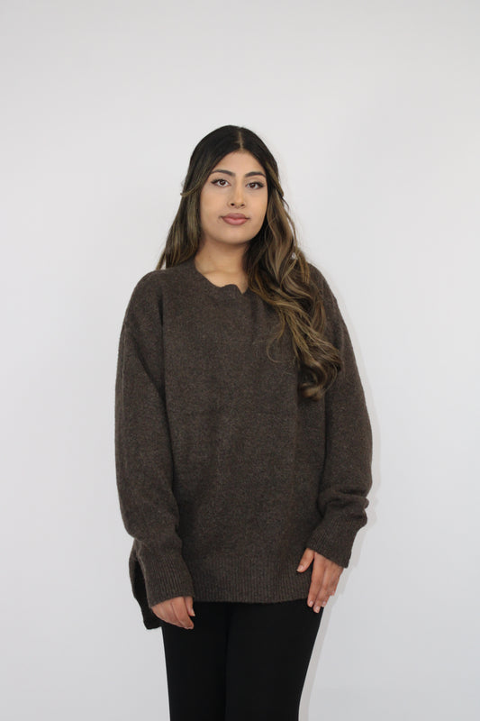 BROWN SOFT KNIT LONG SLEEVE JUMPER
